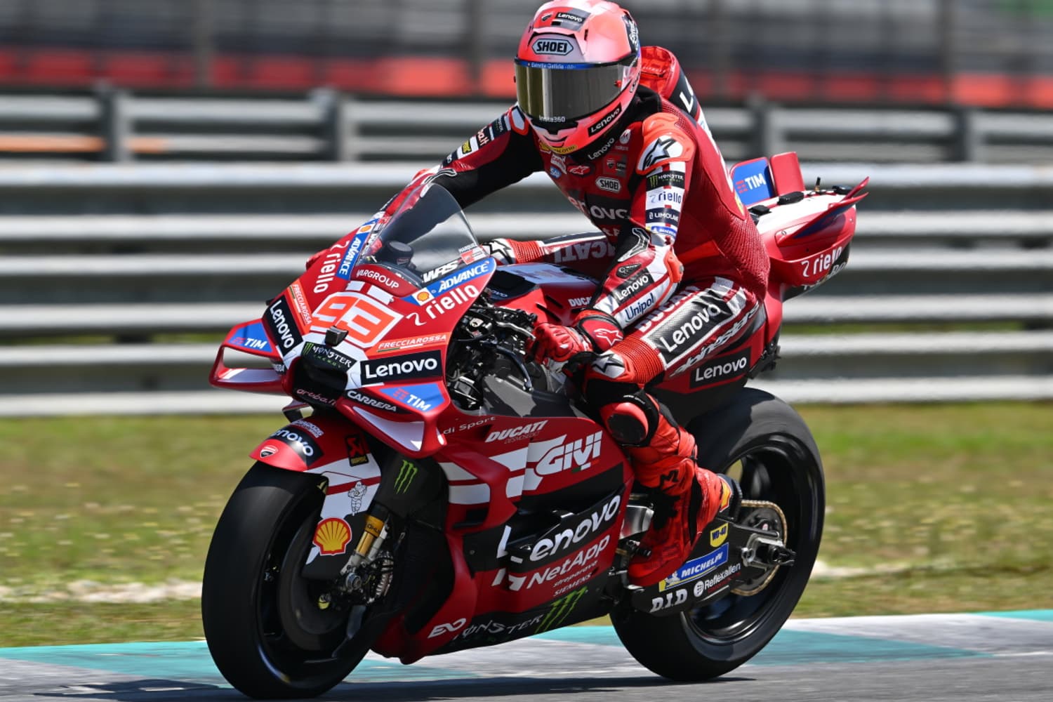 Marc Marquez Bangkit dan Menang Dramatis di MotoGP Qatar 2026